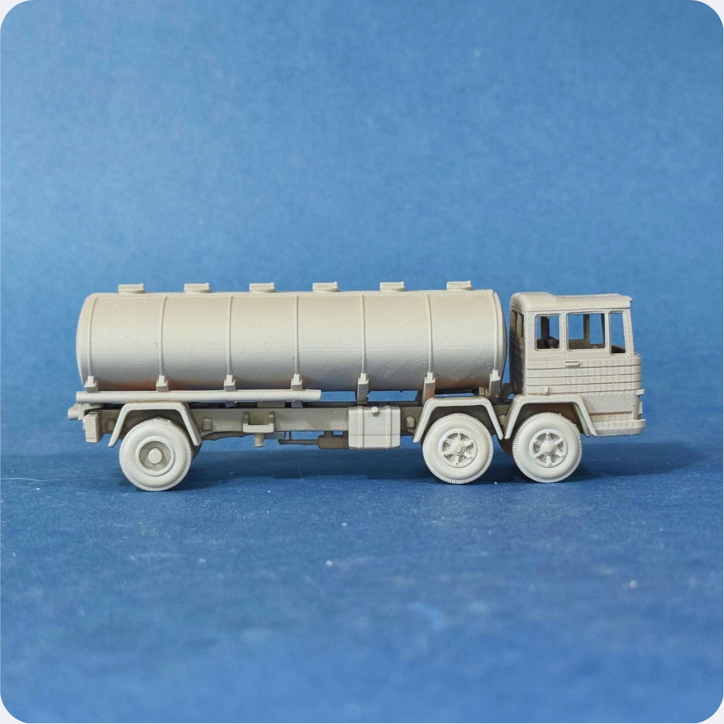 PEGASO Cabeza cuadrada 3 ejes Escala 1:87