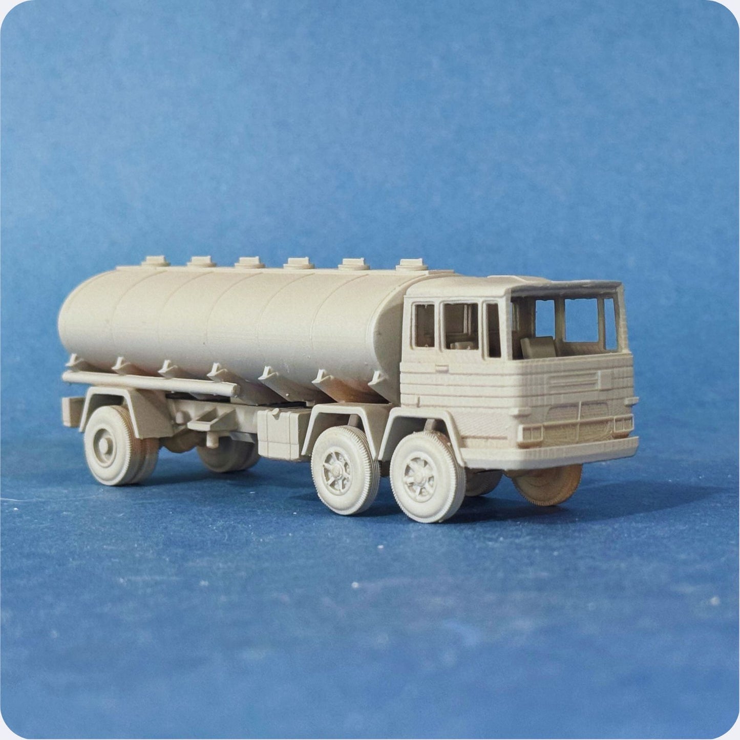 PEGASO Cabeza cuadrada 3 ejes Escala 1:87
