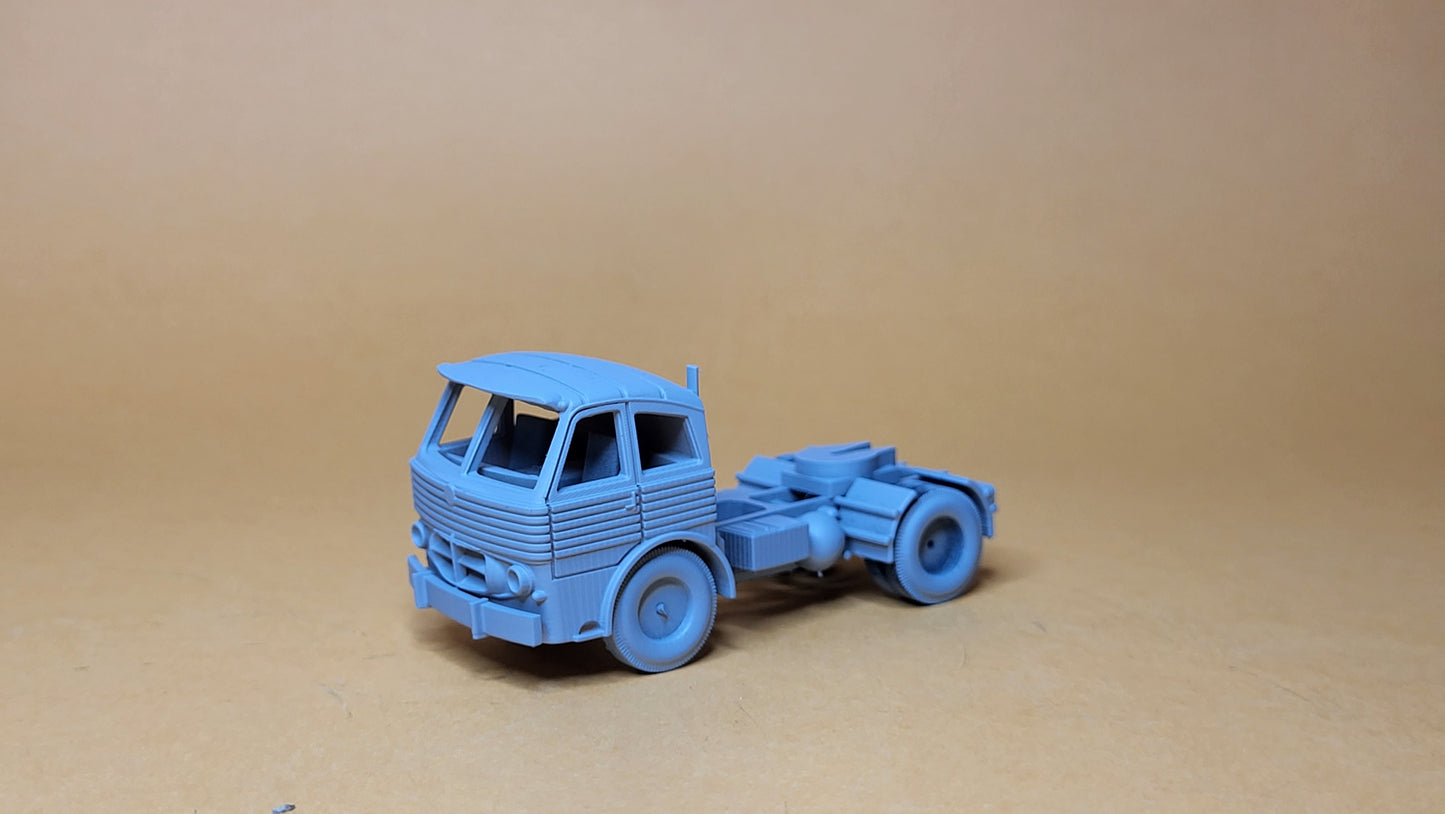 Cabeza tractora PEGASO 2010 "Cabezón" 1:87