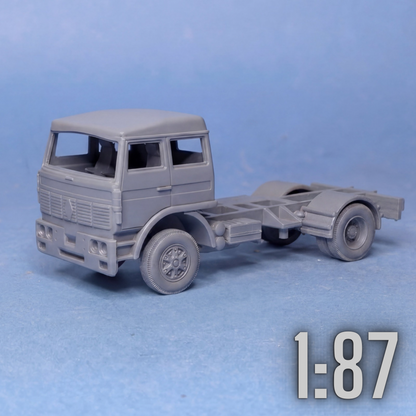 Camion RENAULT DG cabine longue 01