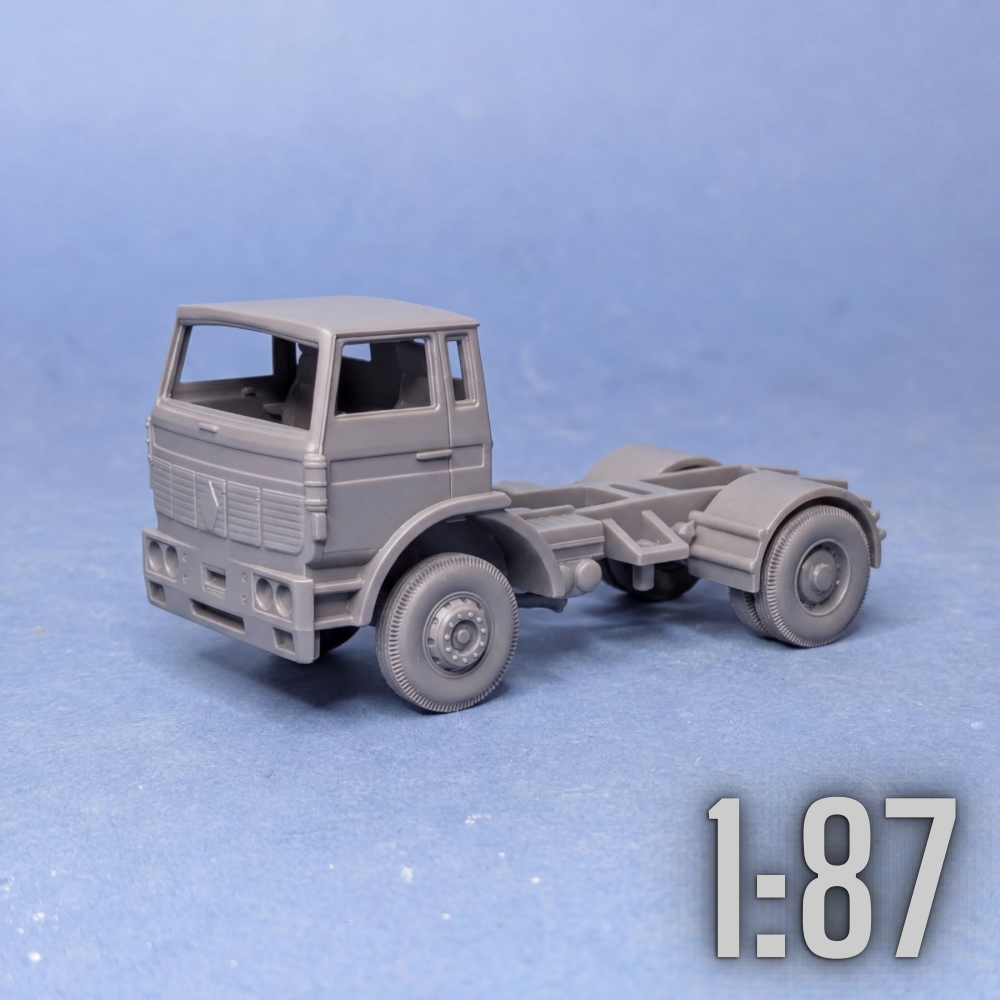 Renault DG short cab truck, 1:87 scale