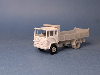 PEGASO 1180 CABEZA CUADRADA ABATIBLE volquete escala 1:87