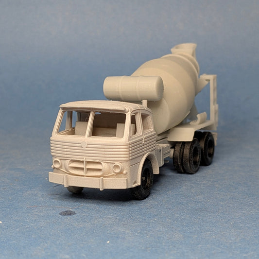 PEGASO 3075 hormigonera H0