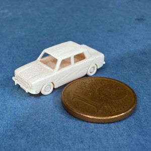 Renault 8 à l'échelle N